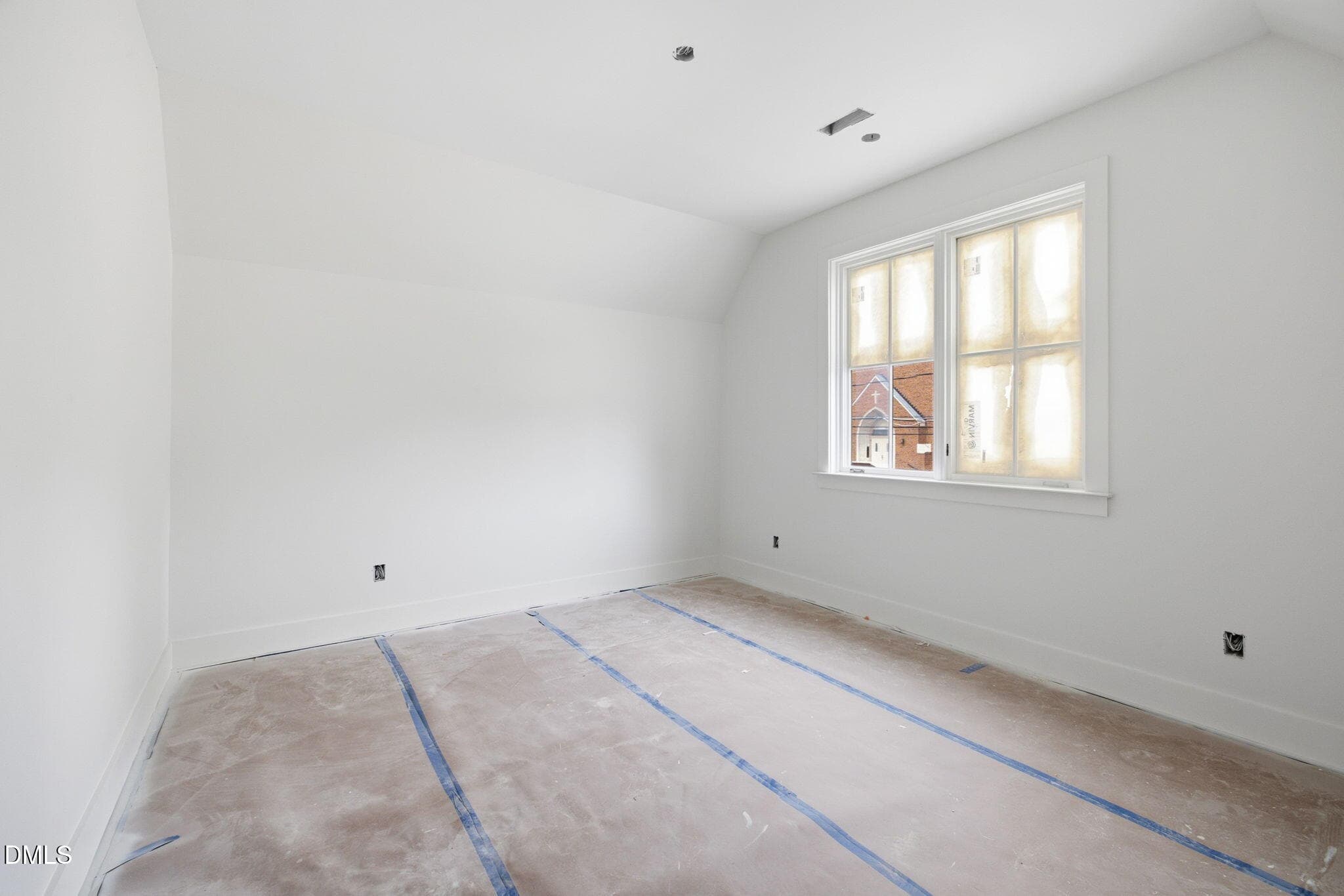 19-web-or-mls-DX3A3092 - 308 E Whitaker Mill Road, Raleigh, NC 27608