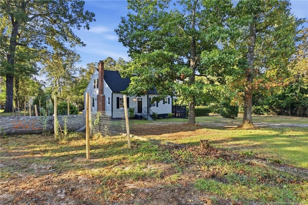 Photo 32 - 211 W Central Avenue, Raeford, NC 28376, Raeford