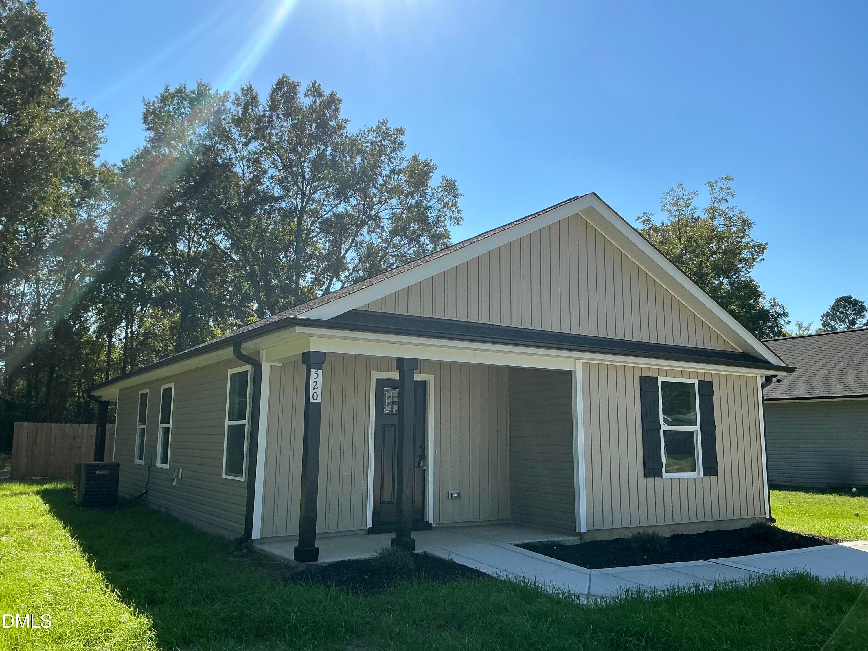 Front House - 520 Crump Street, Smithfield, NC 27577, Smithfield