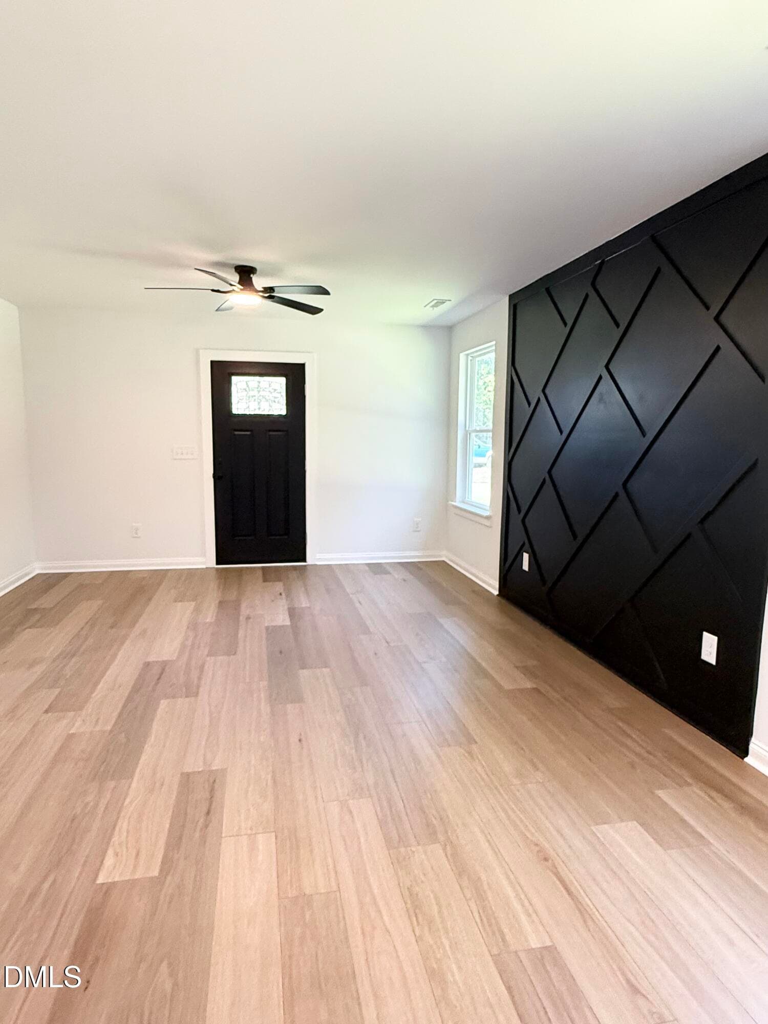 Family Room - 520 Crump Street, Smithfield, NC 27577, Smithfield