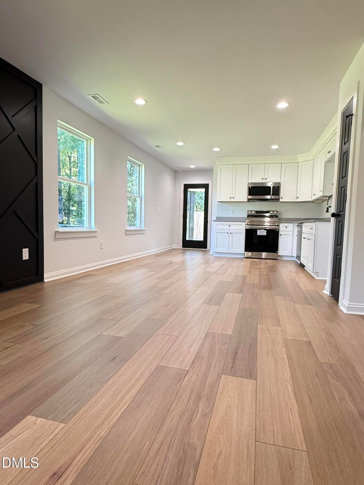 Family Room - 520 Crump Street, Smithfield, NC 27577, Smithfield