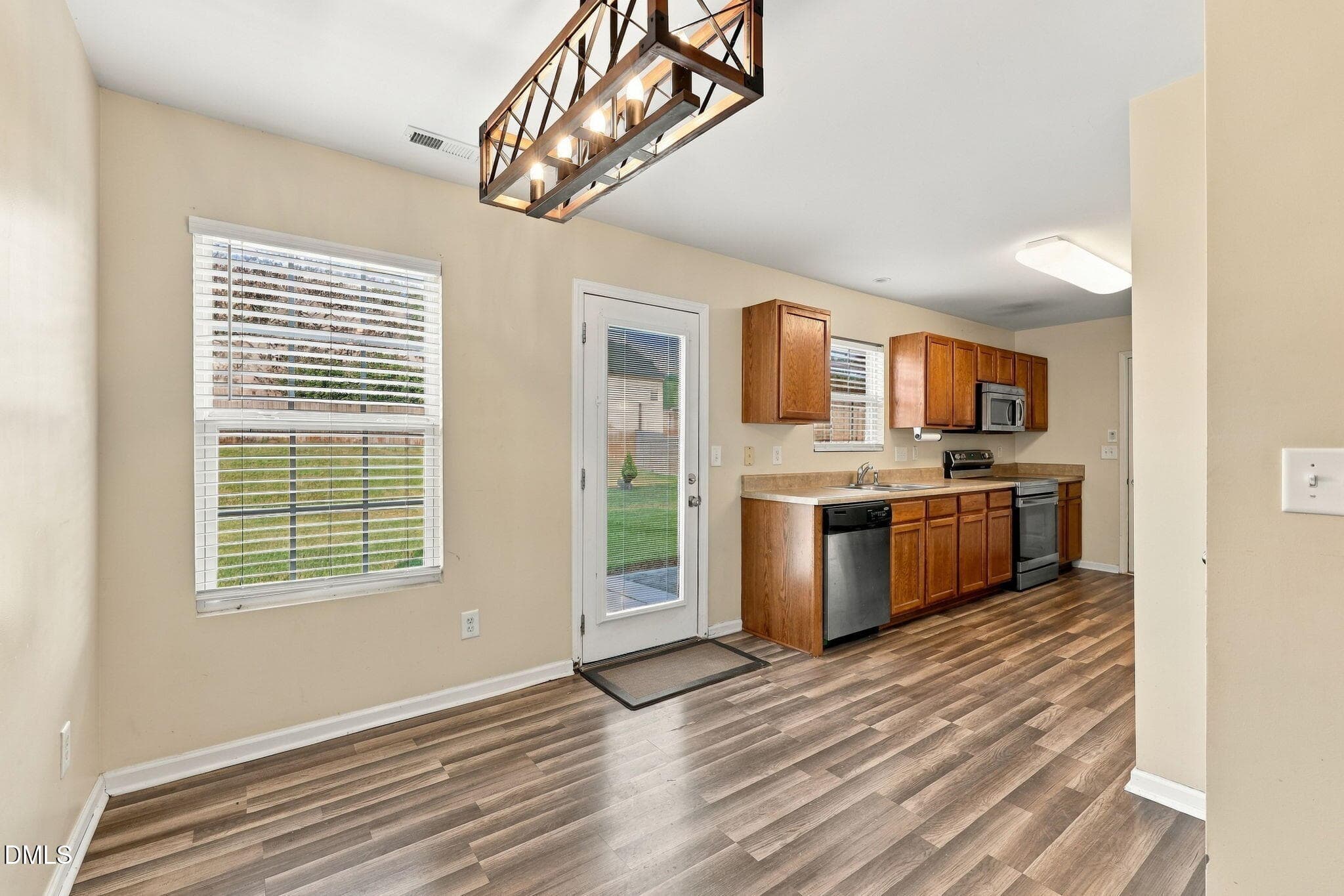 23-web-or-mls-IMG_8454 - 3818 Potecasi Drive, Raleigh, NC 27610, Raleigh