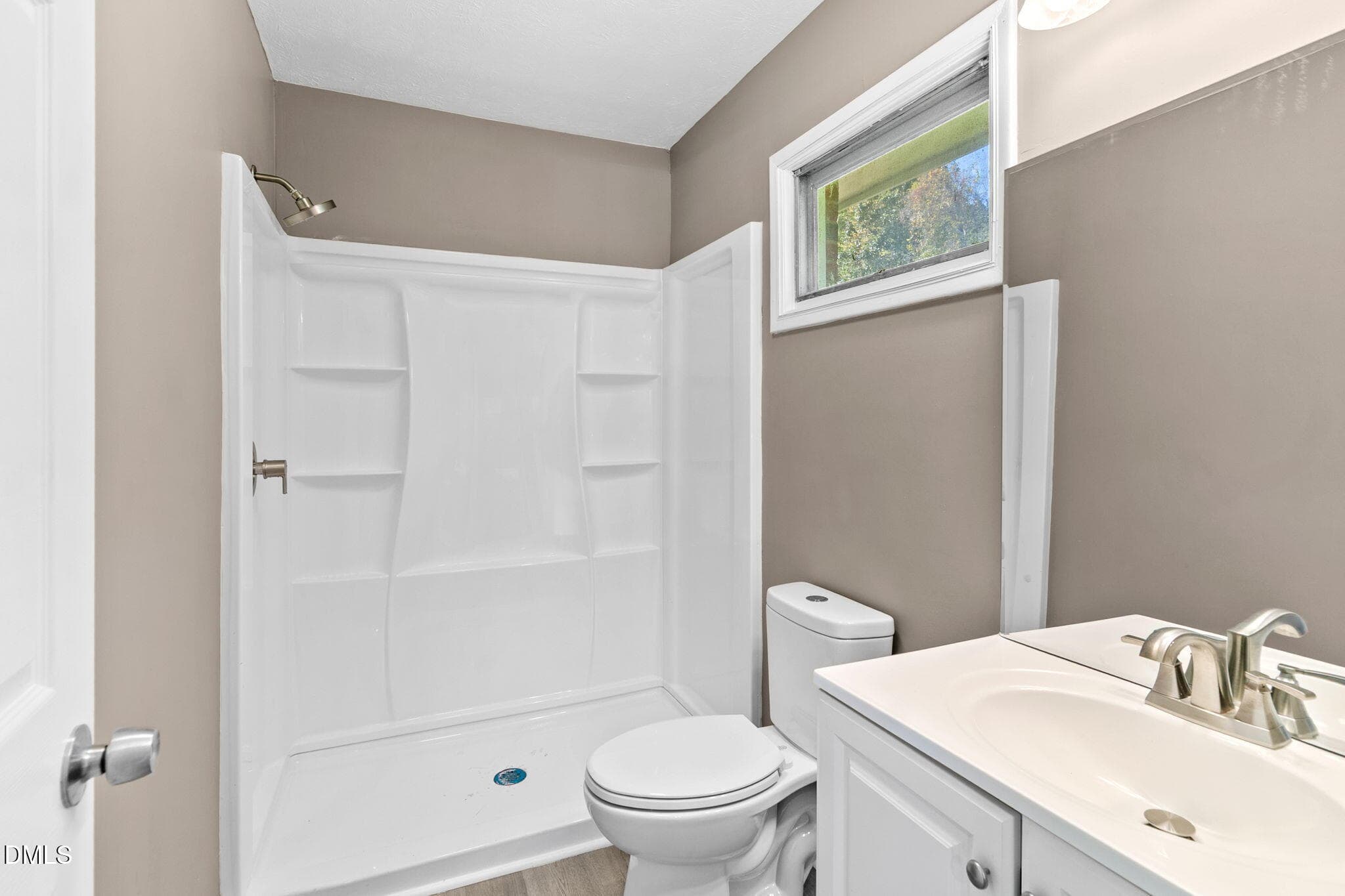 Owners Bathroom - 1005 Dianne Circle, Spring Lake, NC 28390, Spring Lake