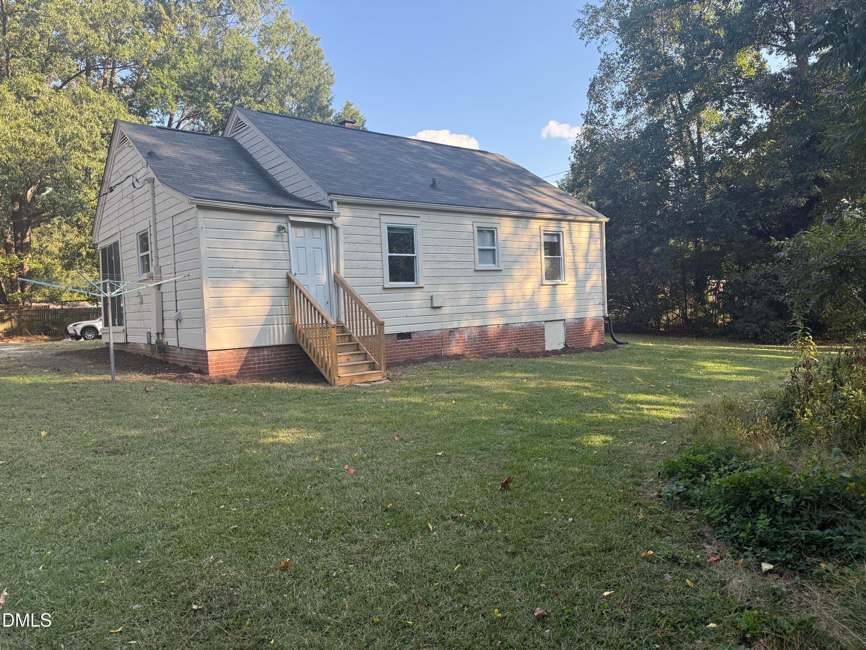 IMG_3121 - 2323 Farthing Street, Durham, NC 27704, Durham