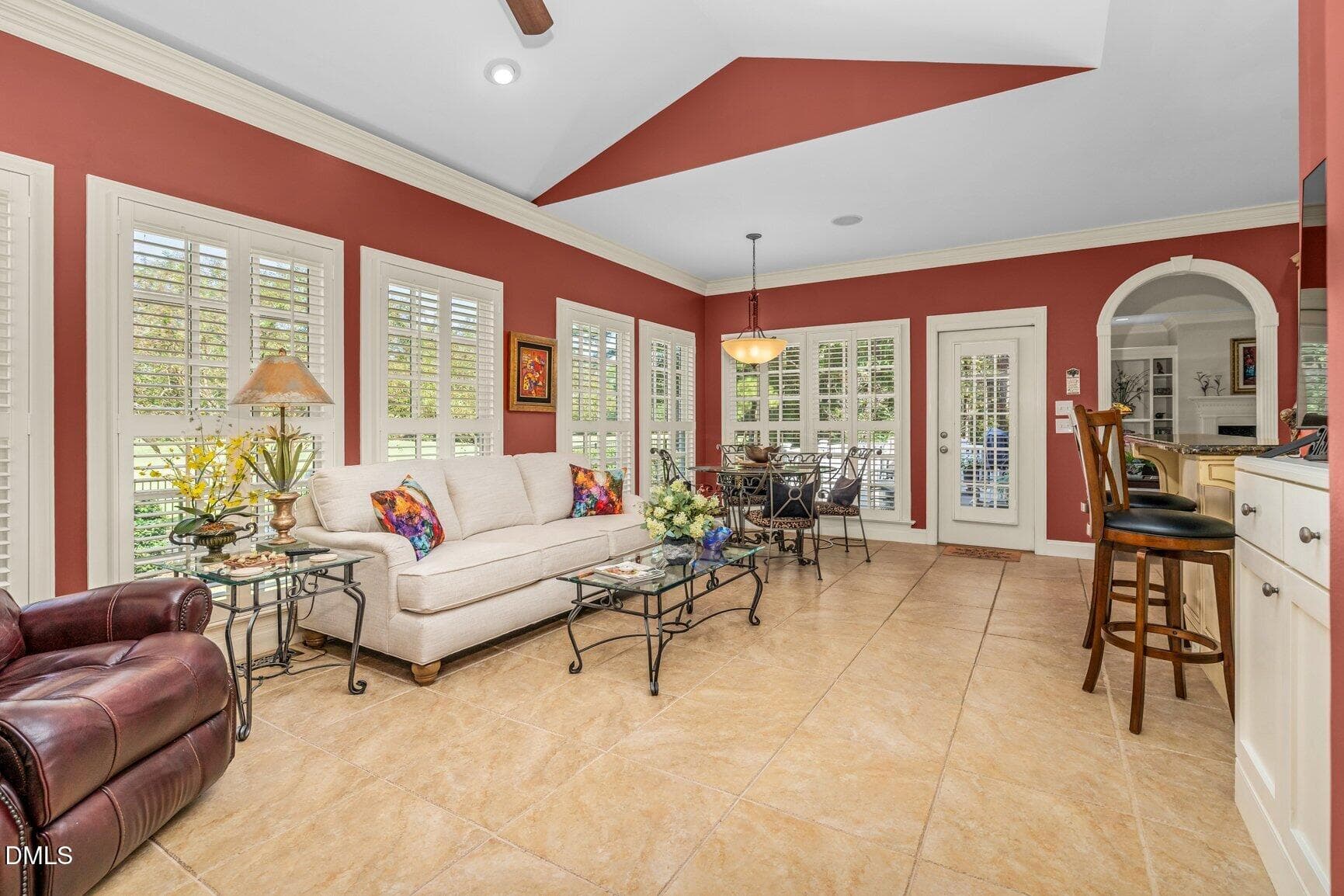 Natural Lighting and Plantation Shutter - 3095 Belmont Lake Drive, Rocky Mount, NC 27804, Rocky Mount