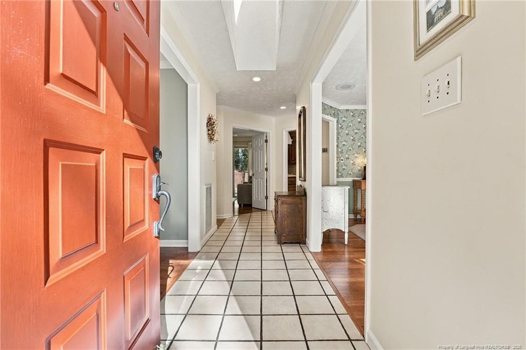 Sunny Foyer - 715 Lake Forest Drive SE, Pinehurst, NC 28374