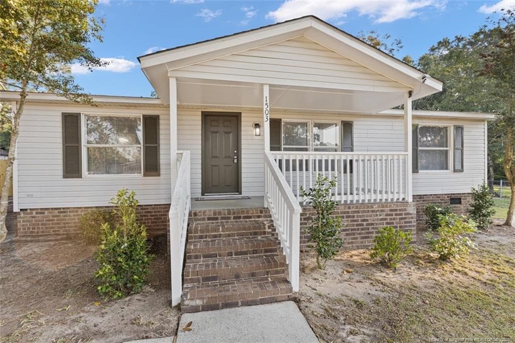 Photo 4 - 1503 Obannon Drive, Raeford, NC 28376, Raeford