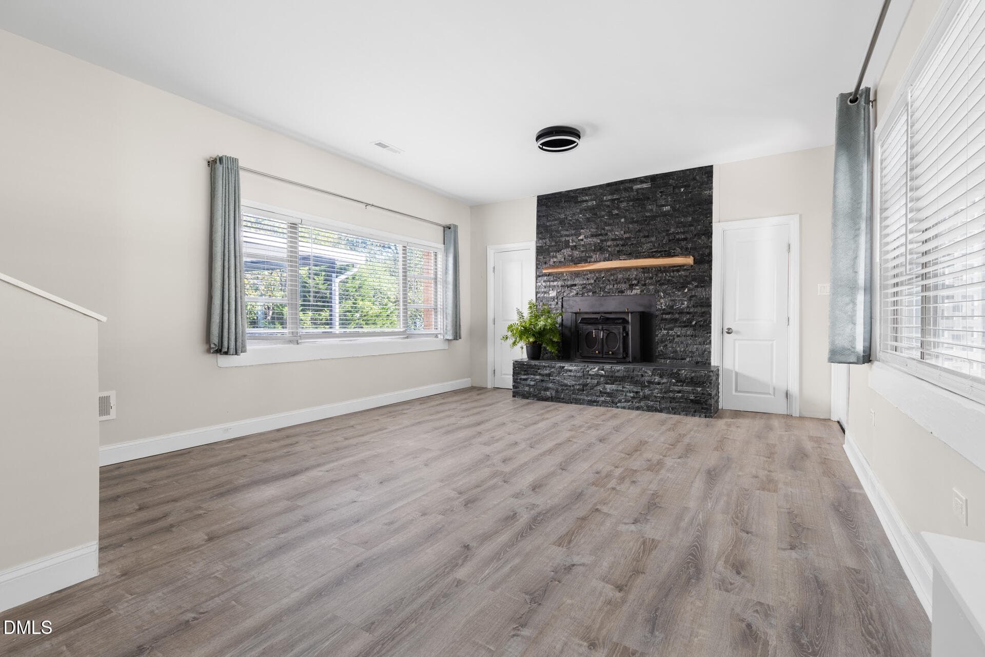 207-W-Corbin-119 - 207 W Corbin Street, Hillsborough, NC 27278