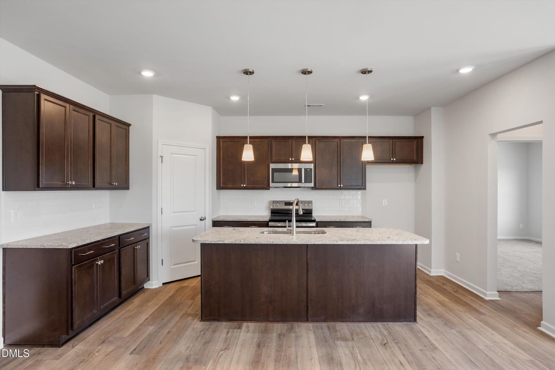 FMWeb07 - 299 Thomas Trail 15, Lillington, NC 27546