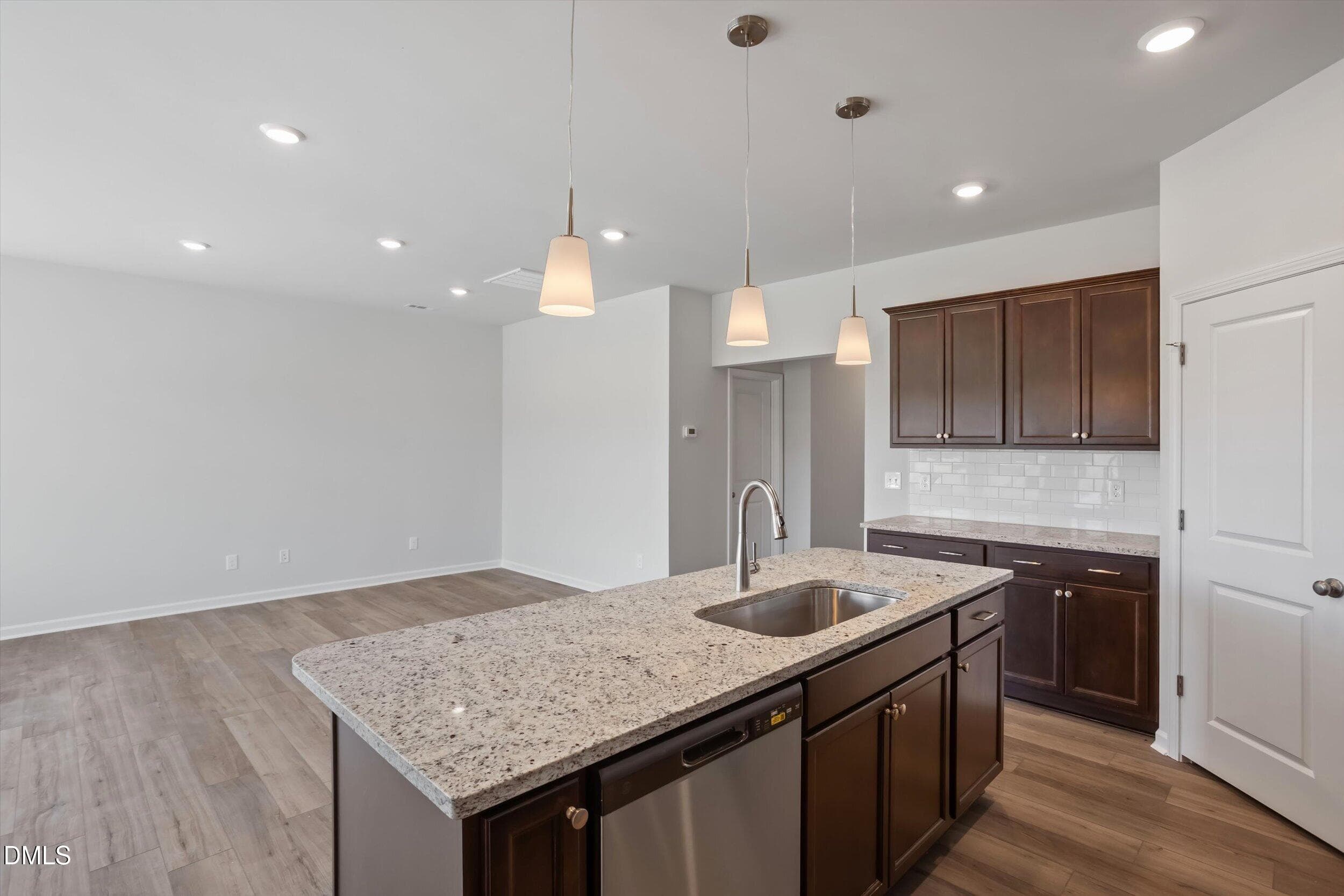 FMWeb10 - 299 Thomas Trail 15, Lillington, NC 27546