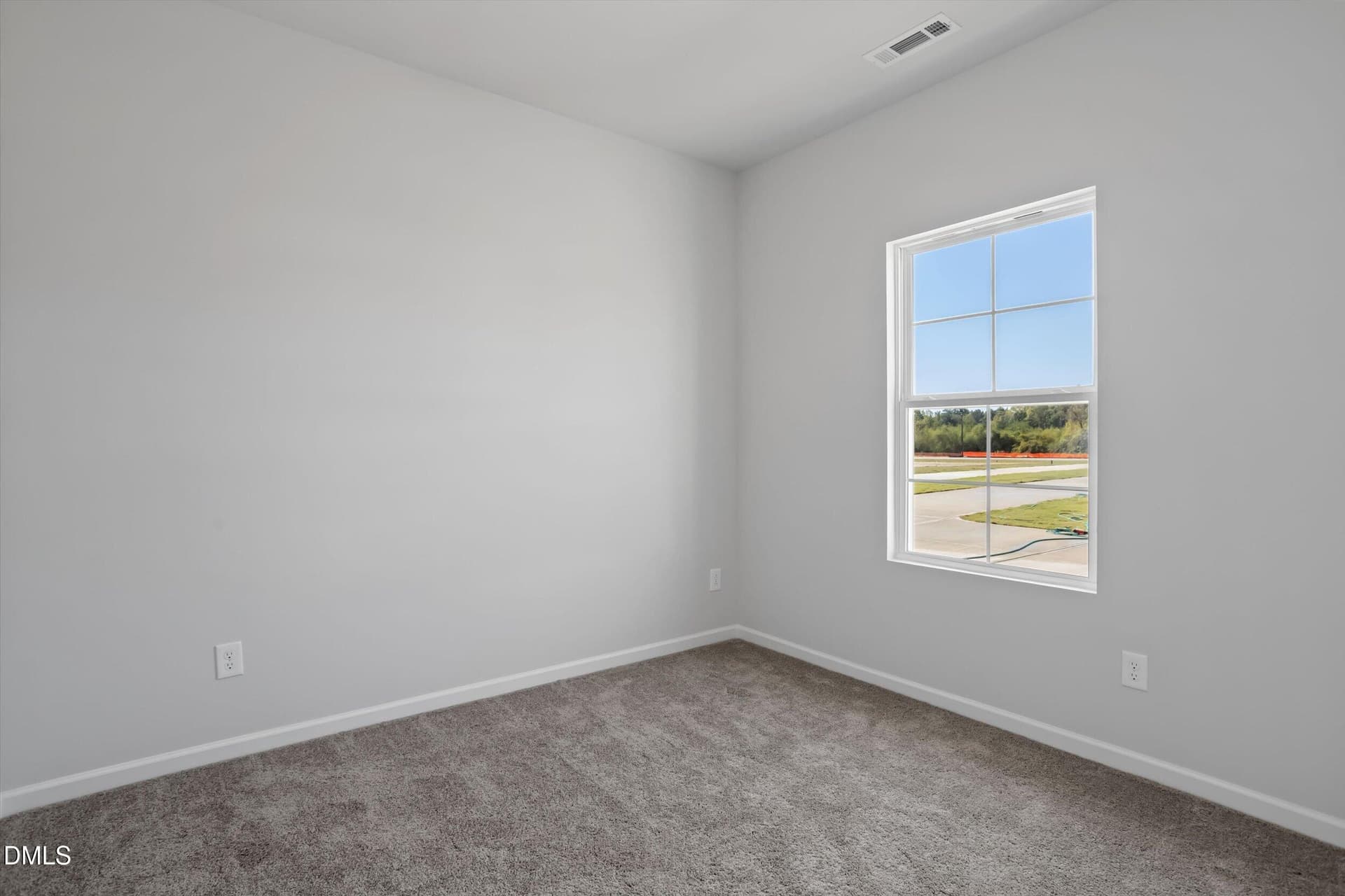 FMWeb21 - 299 Thomas Trail 15, Lillington, NC 27546