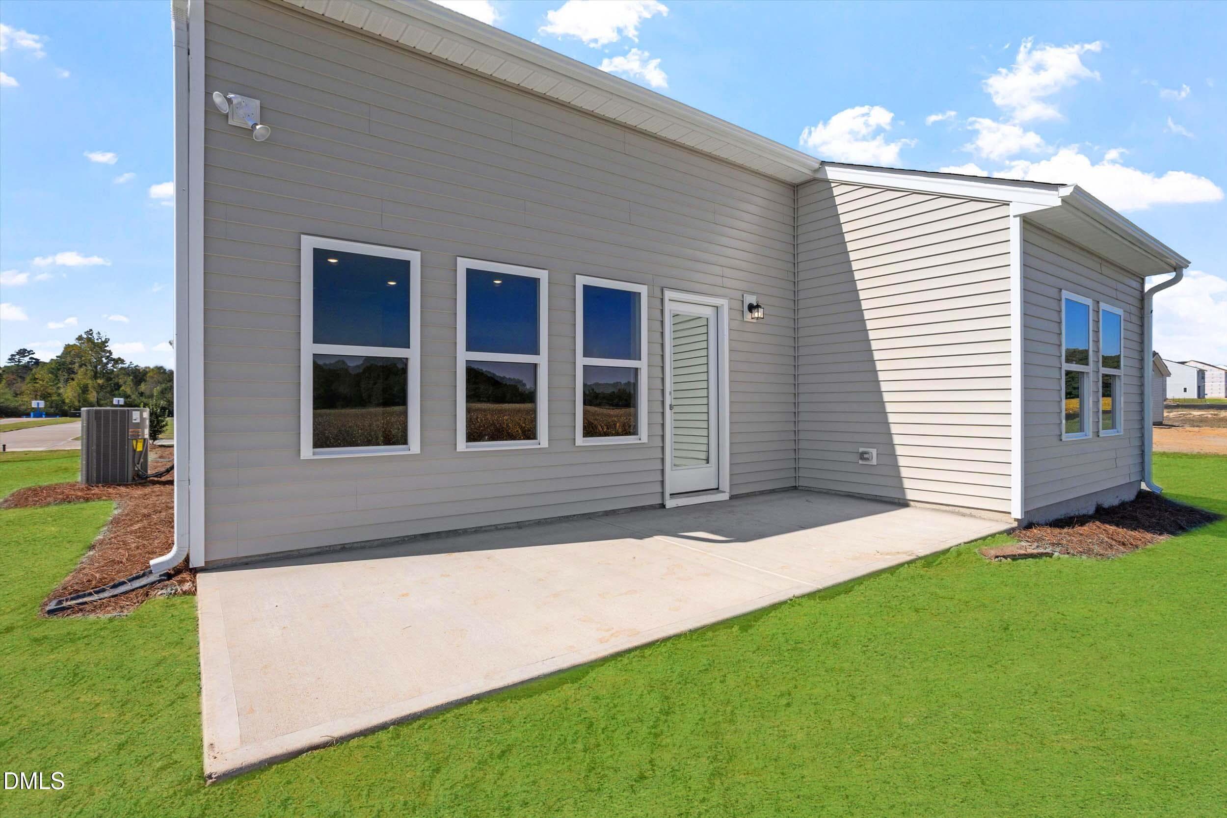 FMWeb22 - 299 Thomas Trail 15, Lillington, NC 27546