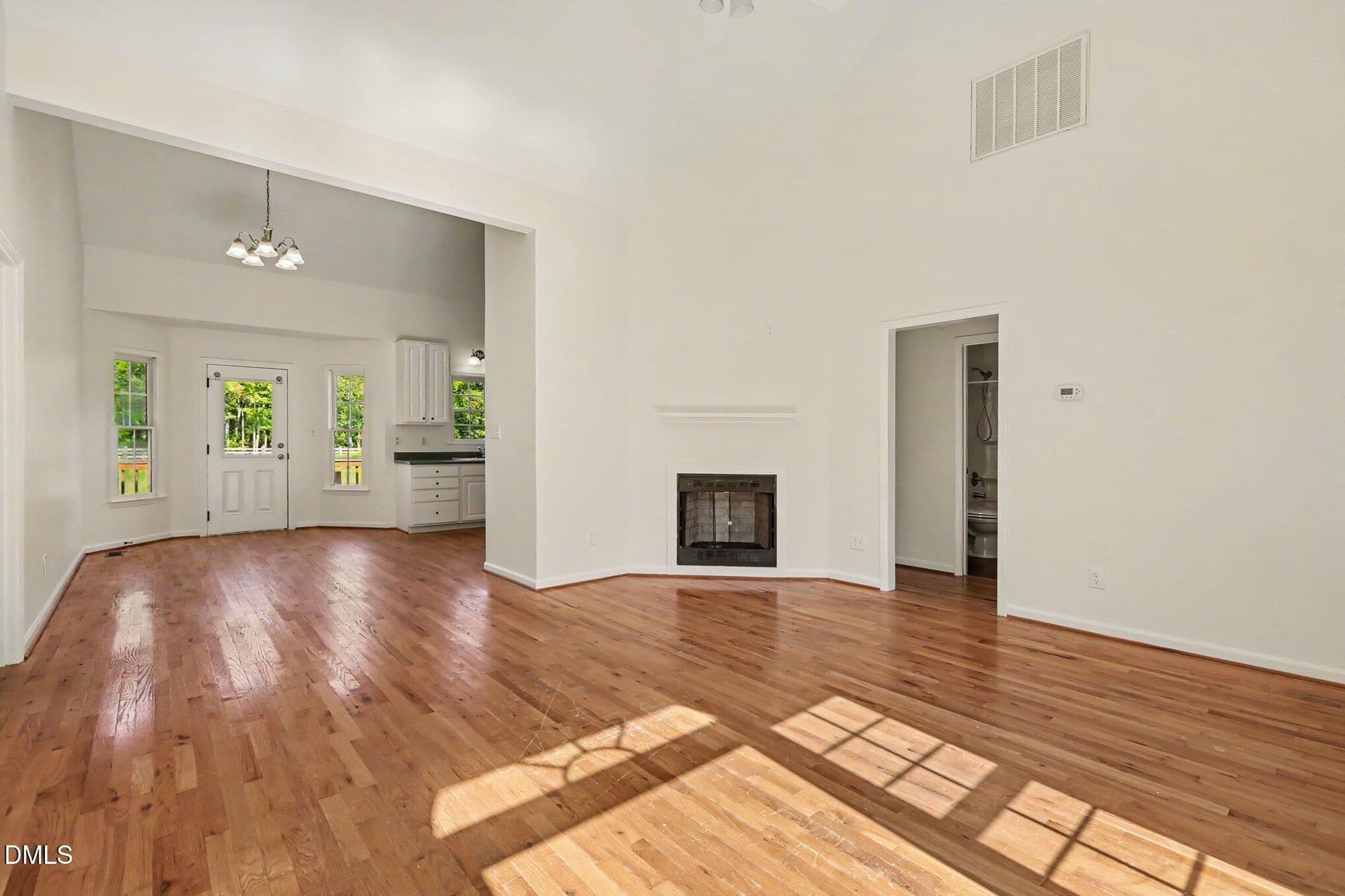 005_file_5525 - 3645 Whitwinds Way, Franklinton, NC 27525