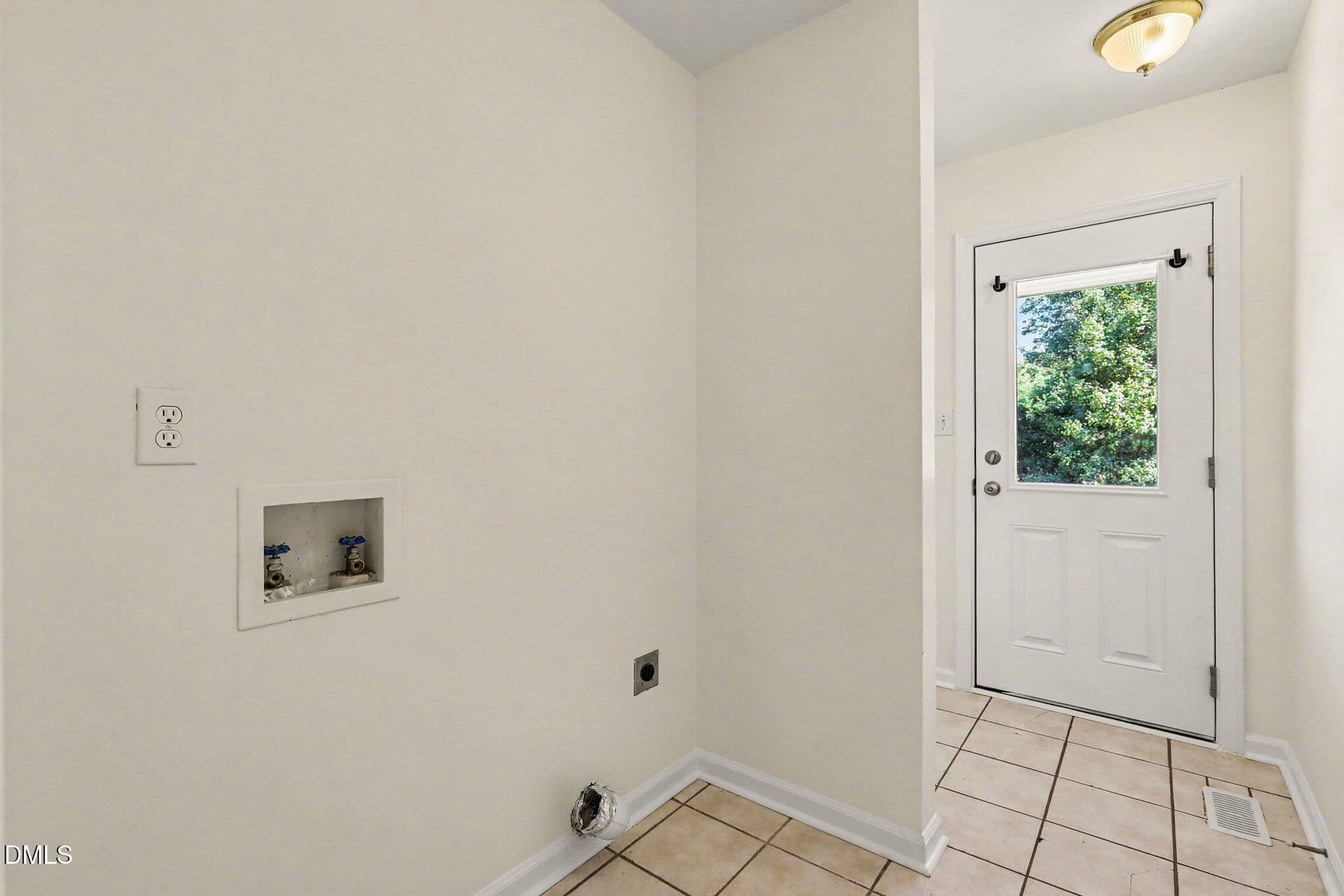 027_file_8724 - 3645 Whitwinds Way, Franklinton, NC 27525