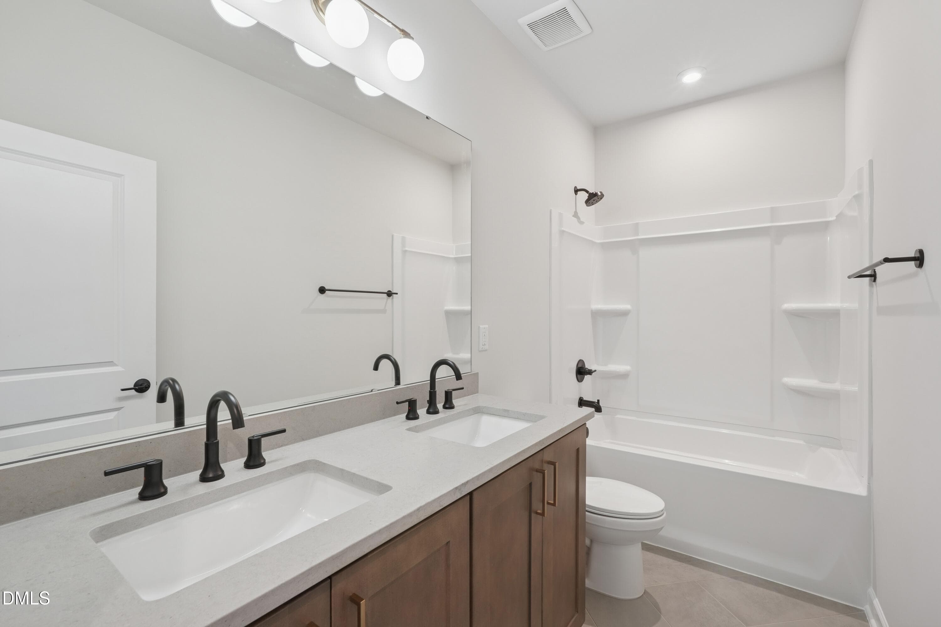 Summit at Homestead 2_Bathroom 1_1.13.26 - 103 Pinnacle Drive, Chapel Hill, NC 27516, Chapel Hill