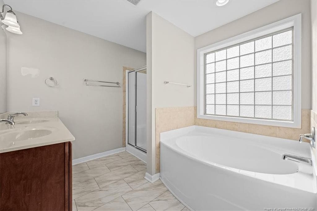 Photo 8 - 515 New Castle Lane, Spring Lake, NC 28390, Spring Lake