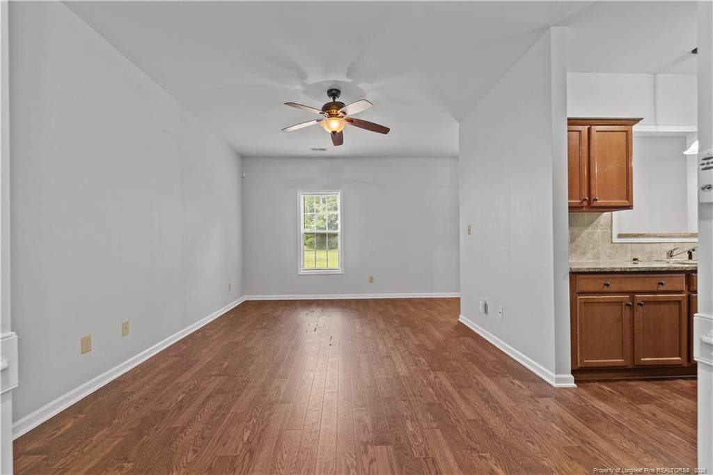 Photo 4 - 125 Burgess Lane, Raeford, NC 28376