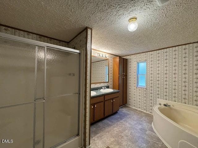 M Bath 2 - 265 Regina Lane, Henderson, NC 27537, Henderson