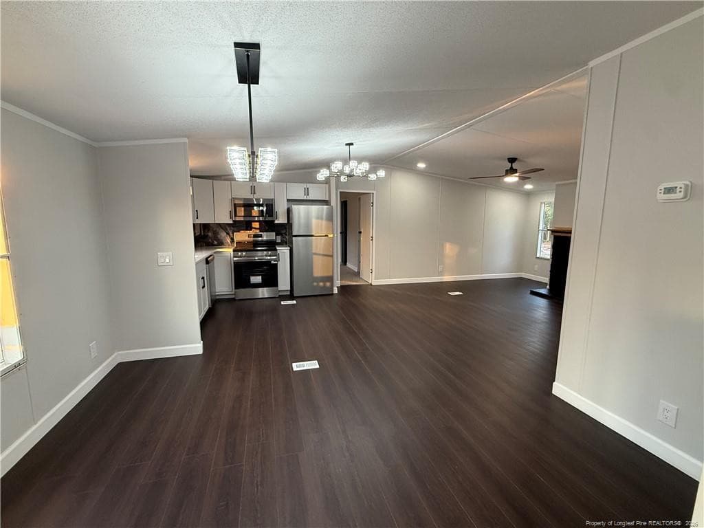 Photo 6 - 824 Shaker Town Road, Fayetteville, NC 28312