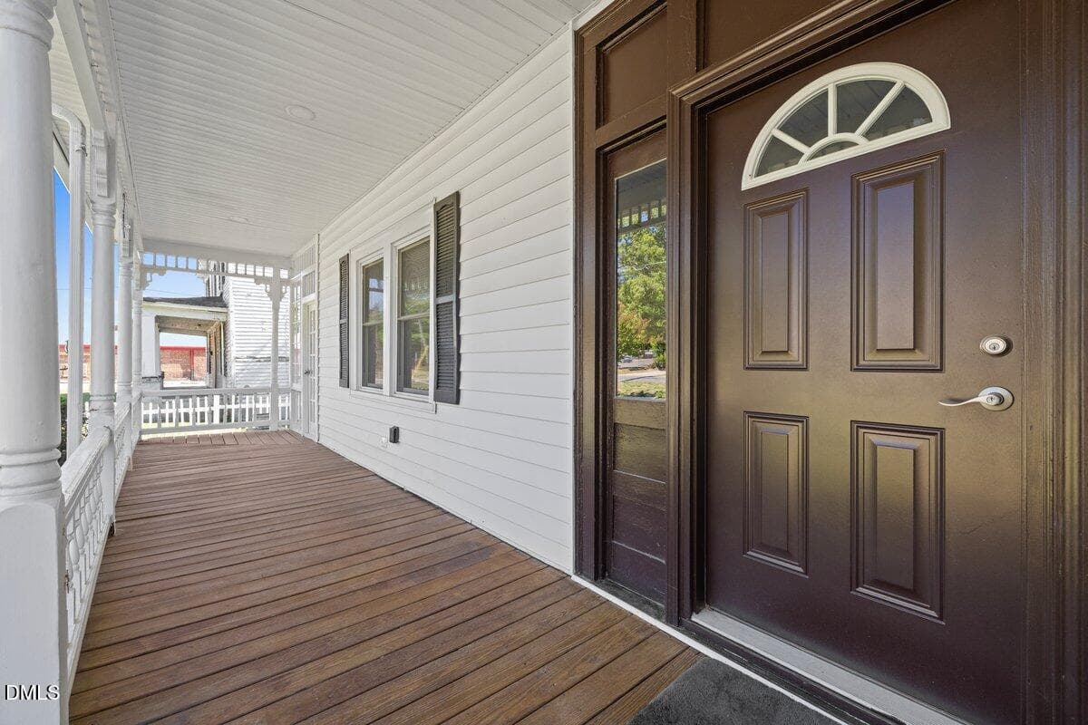 Porch 305 Broad St 6 - 305 Broad Street, Oxford, NC 27565, Oxford