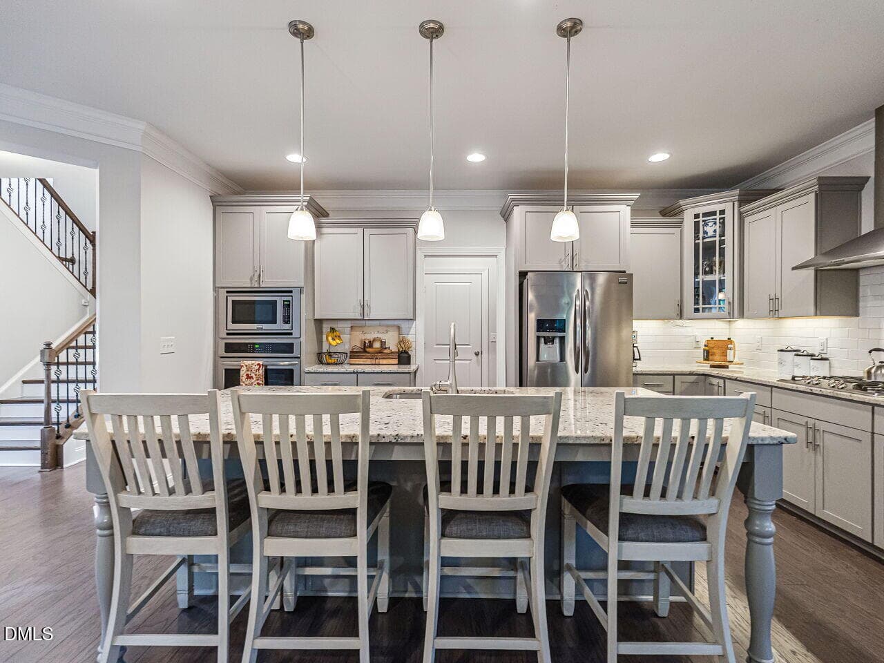 Huge Island with Breakfast Bar - 433 Belle Gate Place, Cary, NC 27519