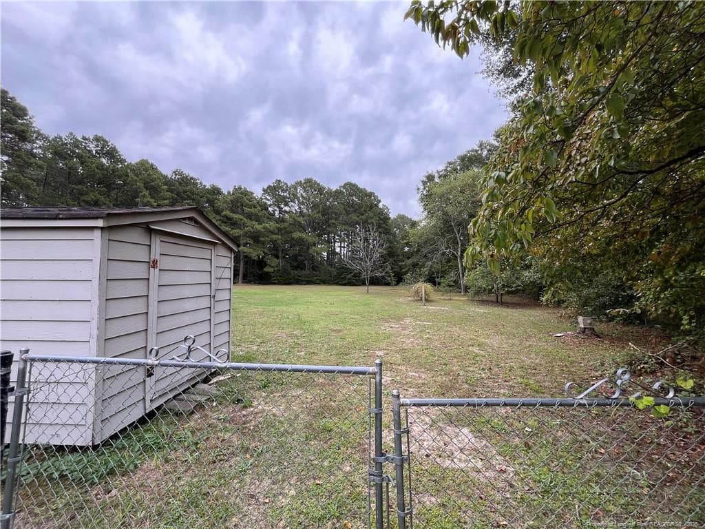 Photo 11 - 6523 Sprucewood Road, Fayetteville, NC 28304, Fayetteville