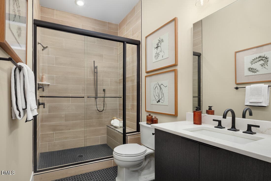 Multi Gen EnSuite - 401 Shinleaf Pond Trail, Raleigh, NC 27614, Raleigh