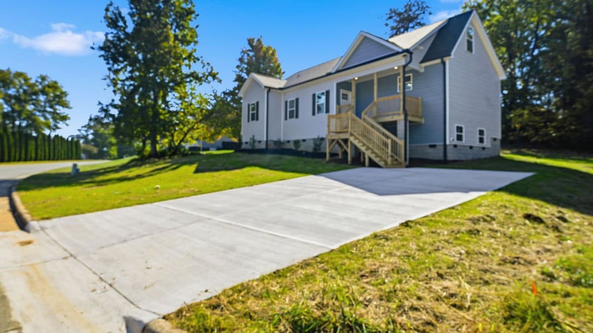 31__dsc5893.jpg - 517 Cornelia Drive, Graham, NC 27253, Graham