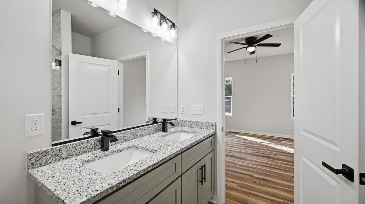 21__dsc5820.jpg - 517 Cornelia Drive, Graham, NC 27253, Graham