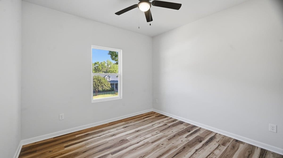 6__dsc5760.jpg - 517 Cornelia Drive, Graham, NC 27253, Graham