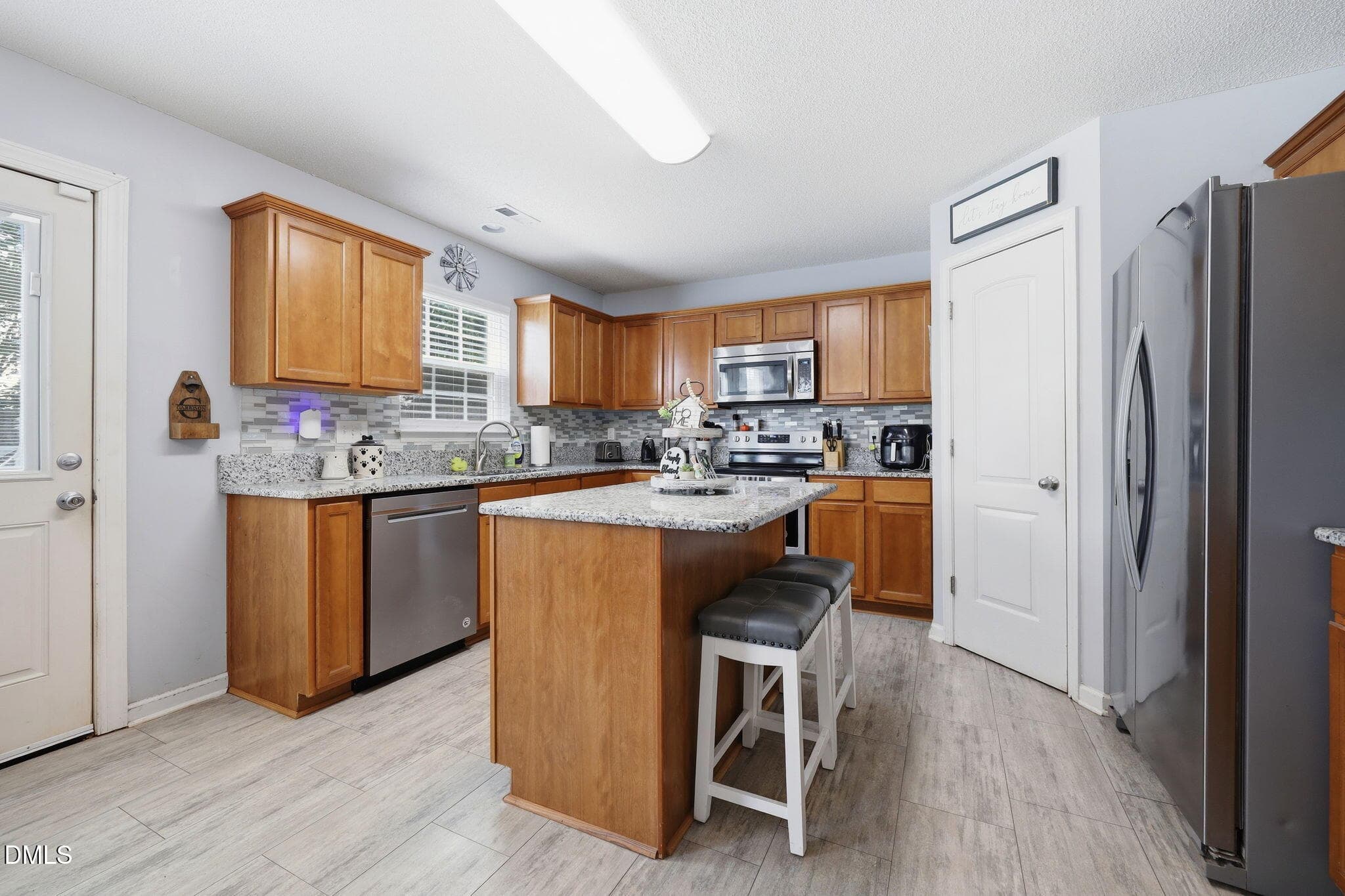 27-web-or-mls-6S8A9820 - 116 W View Drive, Burlington, NC 27215