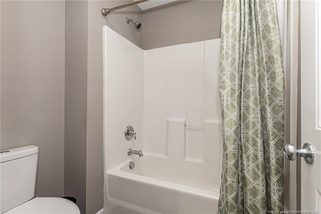 Photo 33 - 3820 Burlington Drive, Fayetteville, NC 28312, Fayetteville