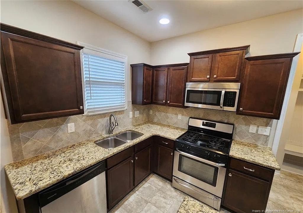 Photo 10 - 3904 Limwert Lane, Fayetteville, NC 28306, Fayetteville