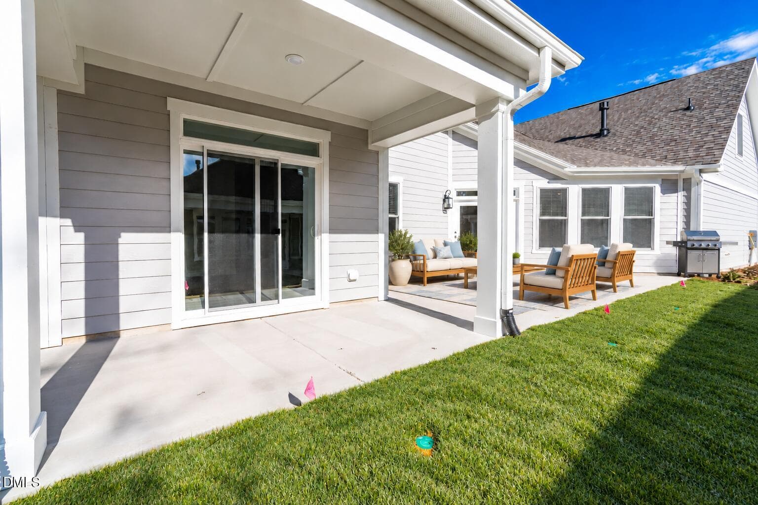 Seamless natural green lawn-3 - 1900 Pinecliff Court, Fuquay Varina, NC 27526