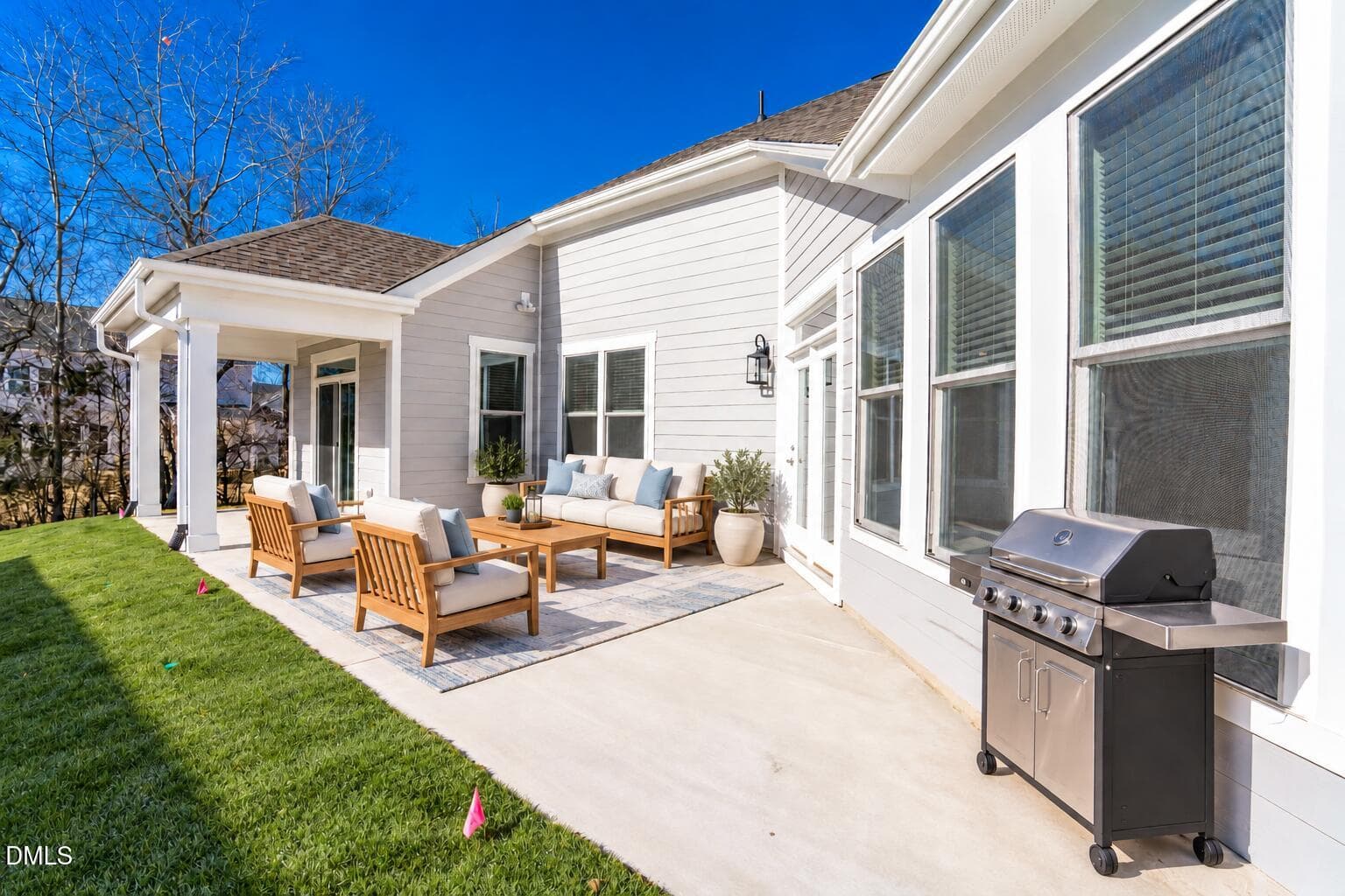 Seamless healthy green lawn-2 - 1900 Pinecliff Court, Fuquay Varina, NC 27526