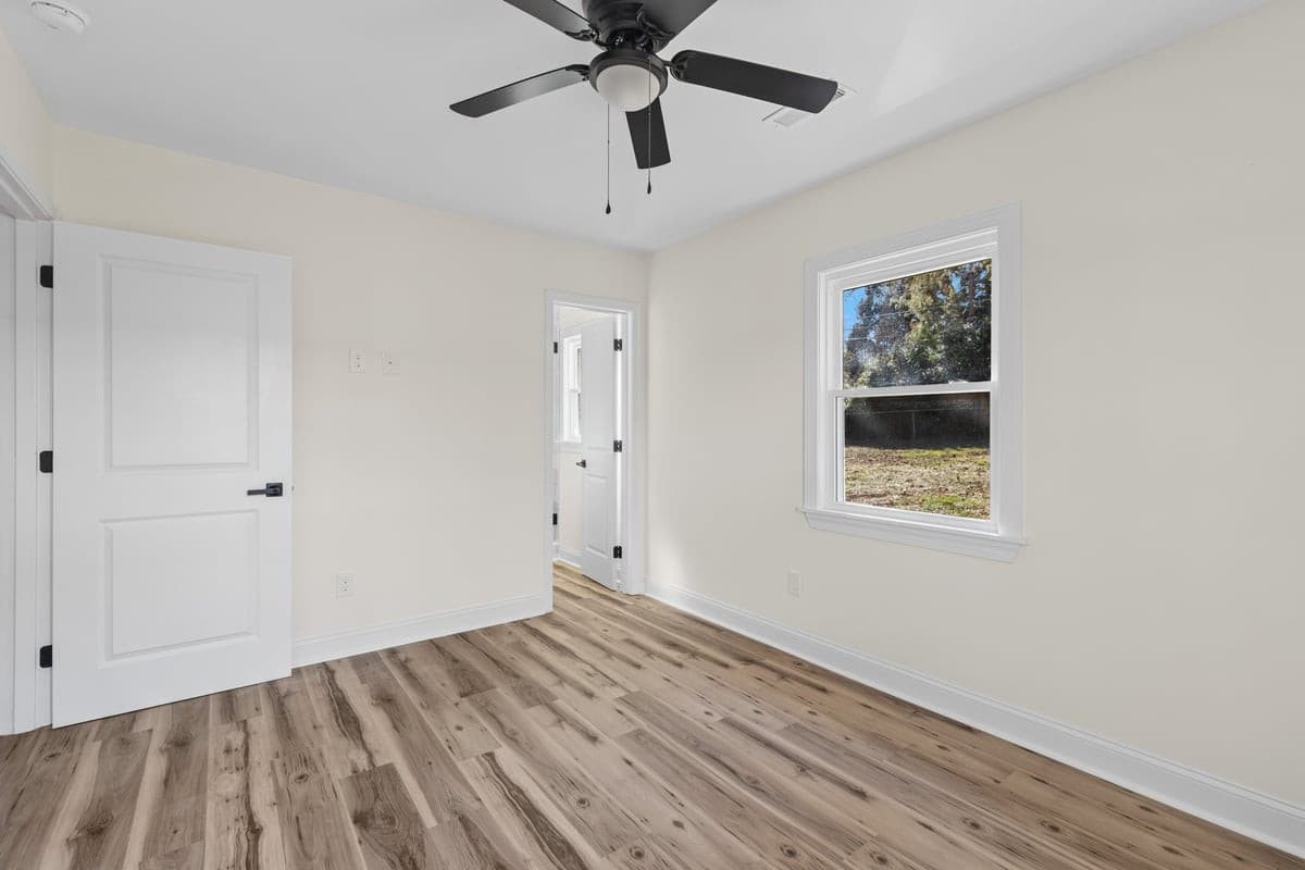 792a6256.jpg - 1009 Benjamin Parkway, Greensboro, NC 27408
