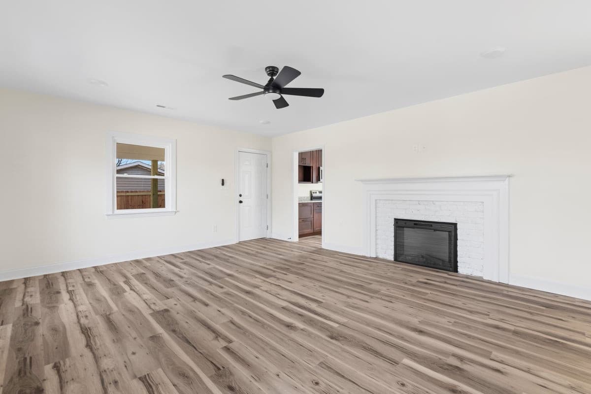 792a6171.jpg - 1009 Benjamin Parkway, Greensboro, NC 27408