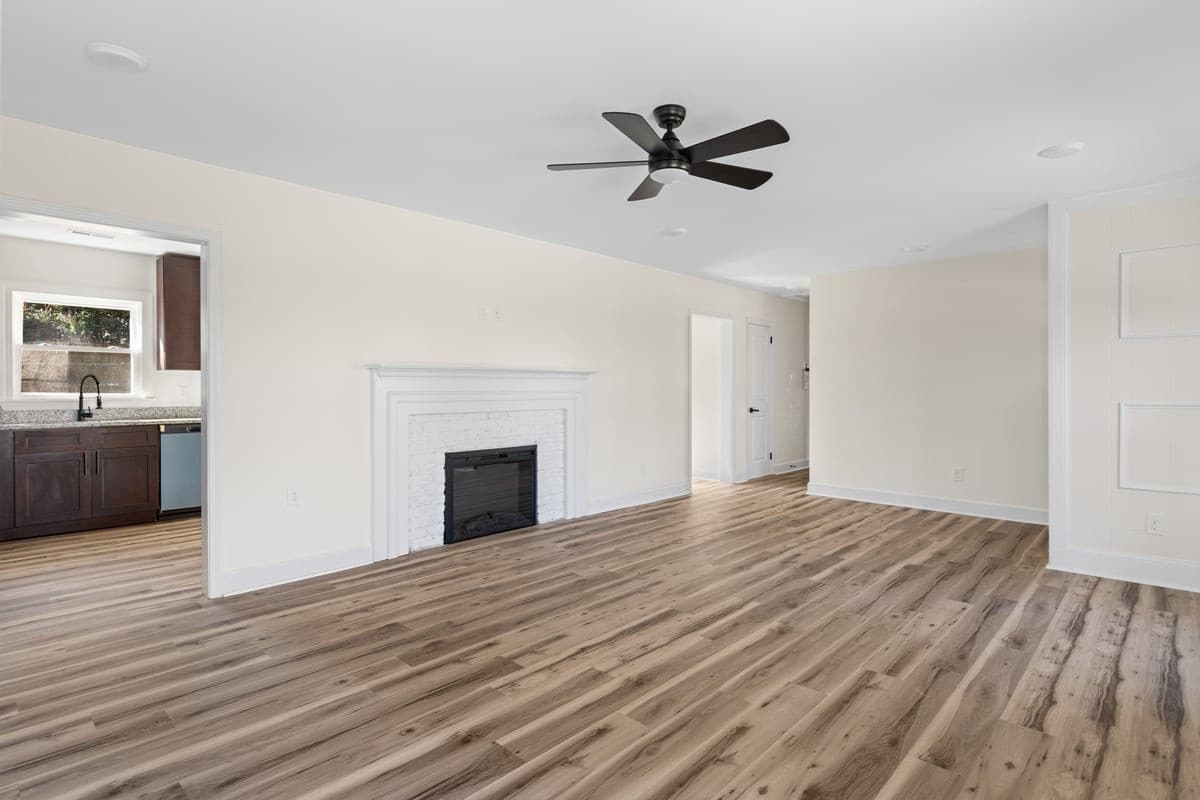 792a6191.jpg - 1009 Benjamin Parkway, Greensboro, NC 27408