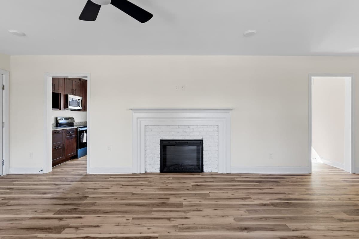 792a6201.jpg - 1009 Benjamin Parkway, Greensboro, NC 27408