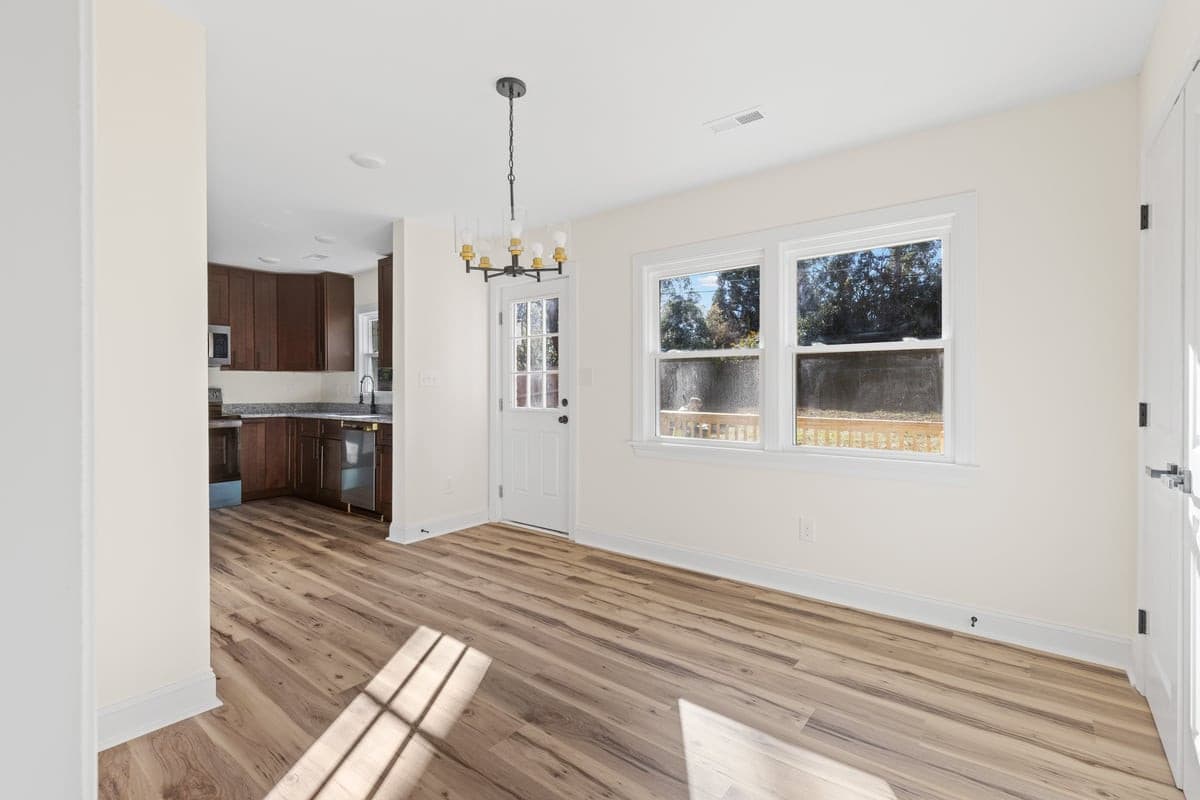 792a6218.jpg - 1009 Benjamin Parkway, Greensboro, NC 27408