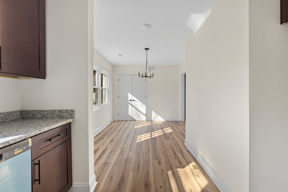 792a6211.jpg - 1009 Benjamin Parkway, Greensboro, NC 27408