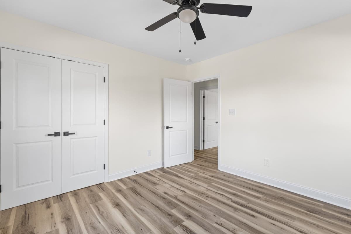 792a6276.jpg - 1009 Benjamin Parkway, Greensboro, NC 27408