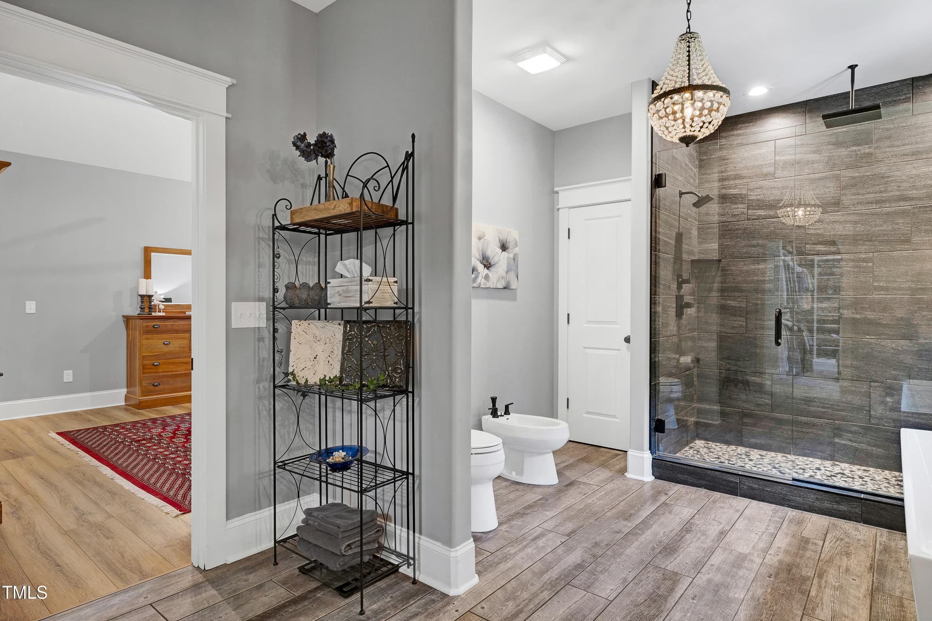 Scene-40 - 5859 Vicksboro Road, Henderson, NC 27537