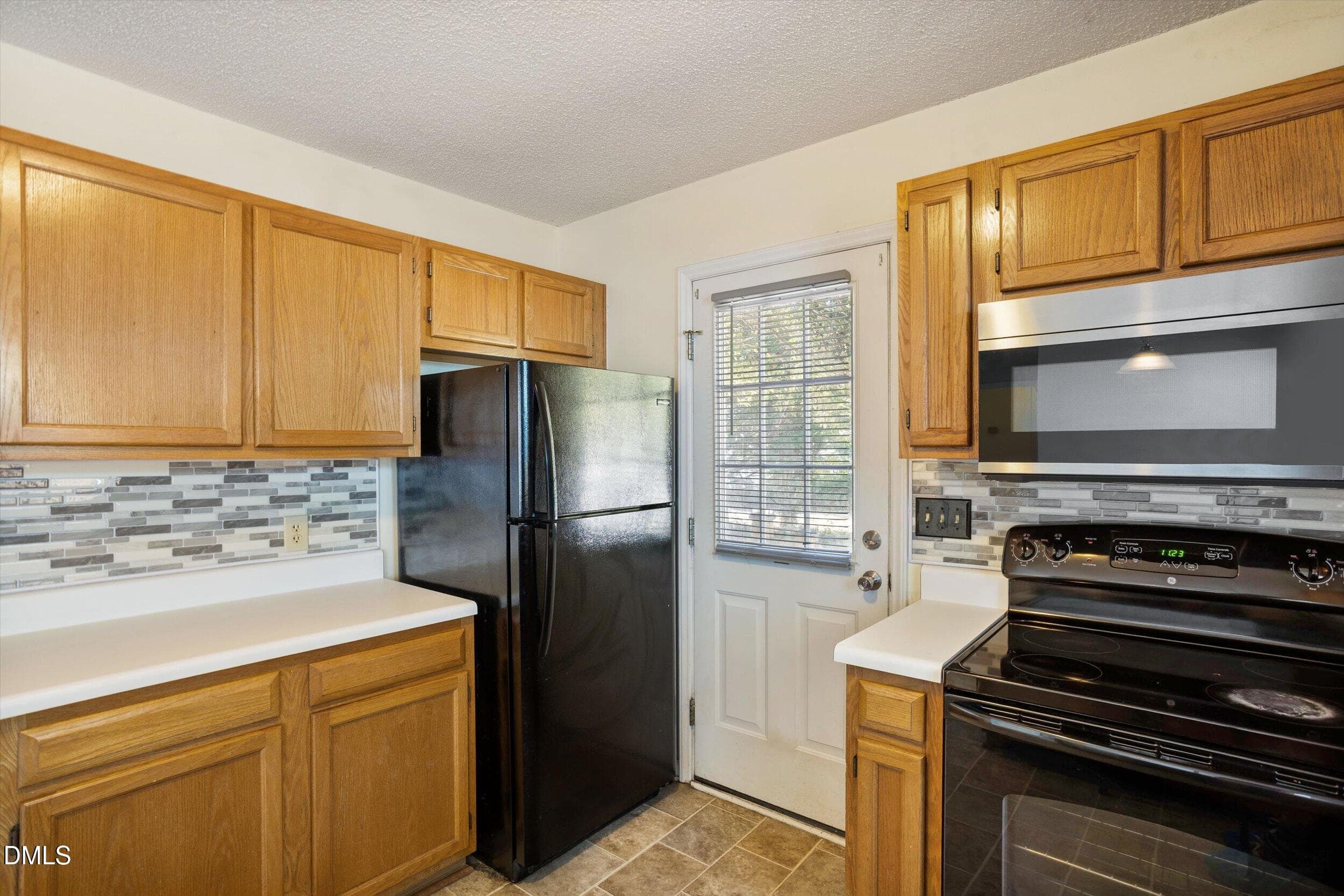 Kitchen - 46 Circle Tree Lane, Angier, NC 27501
