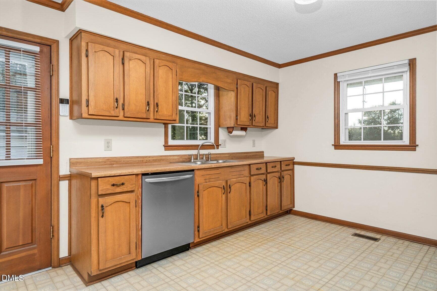 012-6315BlackCreekRoad-Smithfield-NC-275 - 6315 Black Creek Road, Smithfield, NC 27577