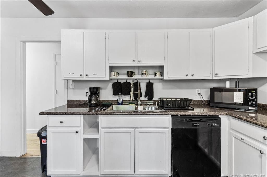 Photo 13 - 1302 Calla Circle, Fayetteville, NC 28303