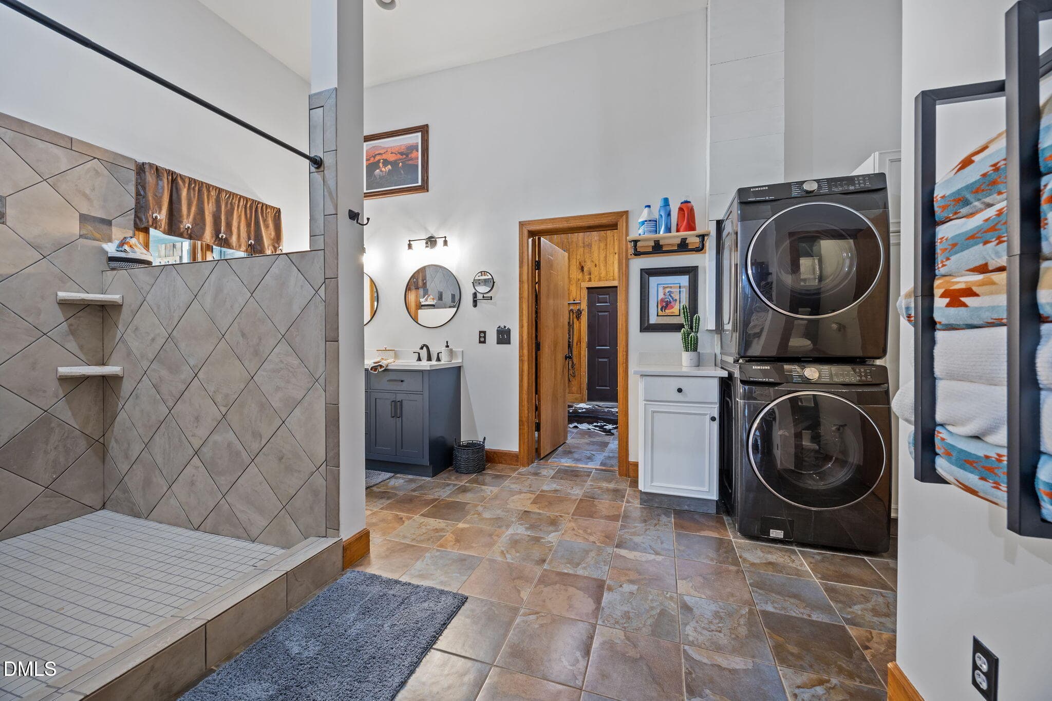 Bath - 4578 Millpoint Road, Greensboro, NC 27406