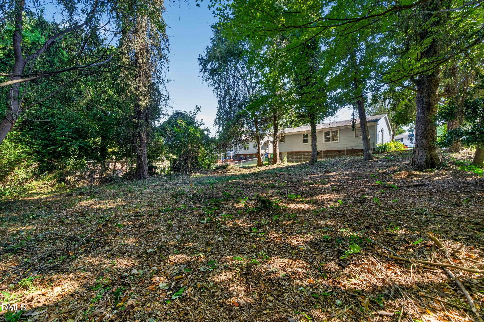 59-web-or-mls-1513 N King Charles Rd-20 - 1513 N King Charles Road, Raleigh, NC 27610