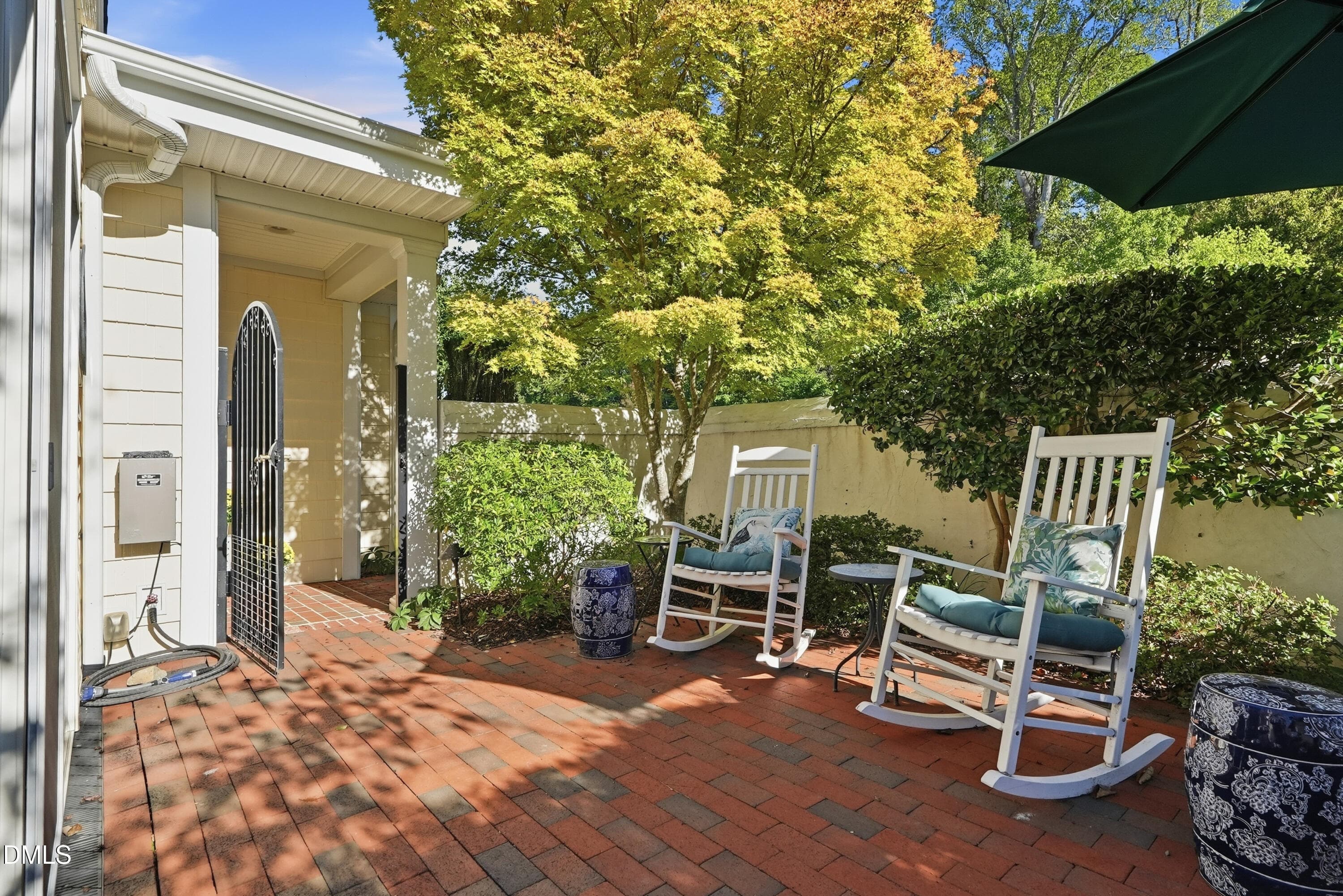 Front Courtyard - 12 Macon, Pittsboro, NC 27312