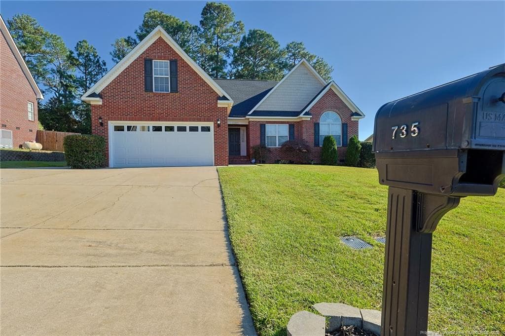 Photo 3 - 735 Larkspur Drive, Fayetteville, NC 28311